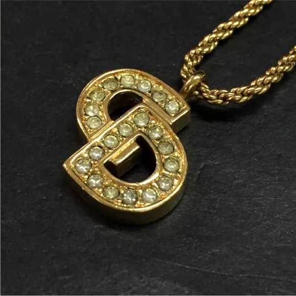 ✨🛍️ Christian Dior Gold Tone CD Logo Necklace with Rhinestones - Picture 2 of 5